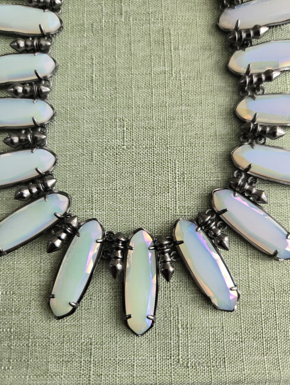 Kendra Scott Gabriella Gunmetal and Iridescent Opal Collar Statement Necklace - Picture 4 of 6